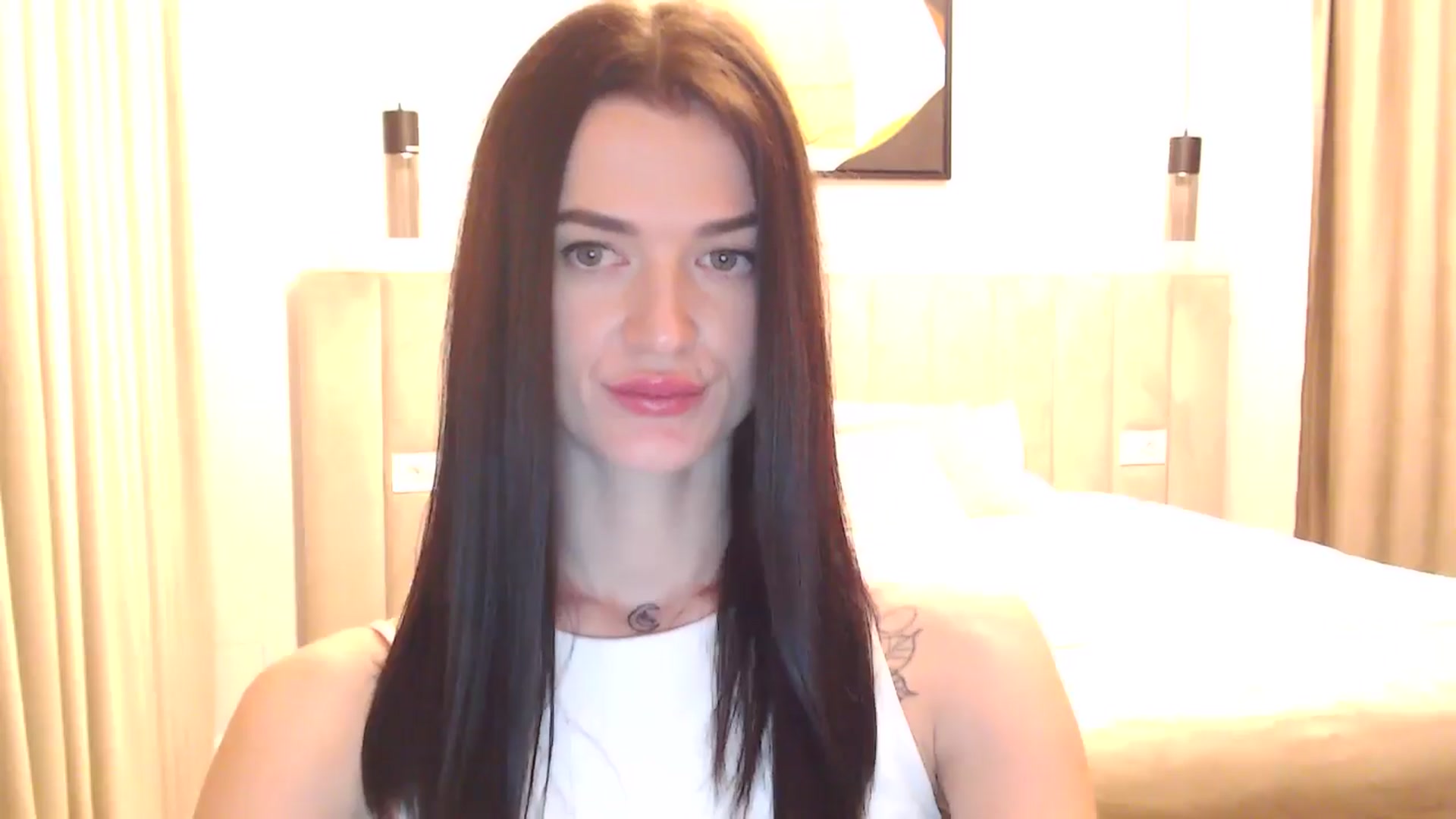 Gallery image thumbnail from Scarlet_flo's myfreecams stream on, 01/01/2025, 23:18 image 18 of 20
