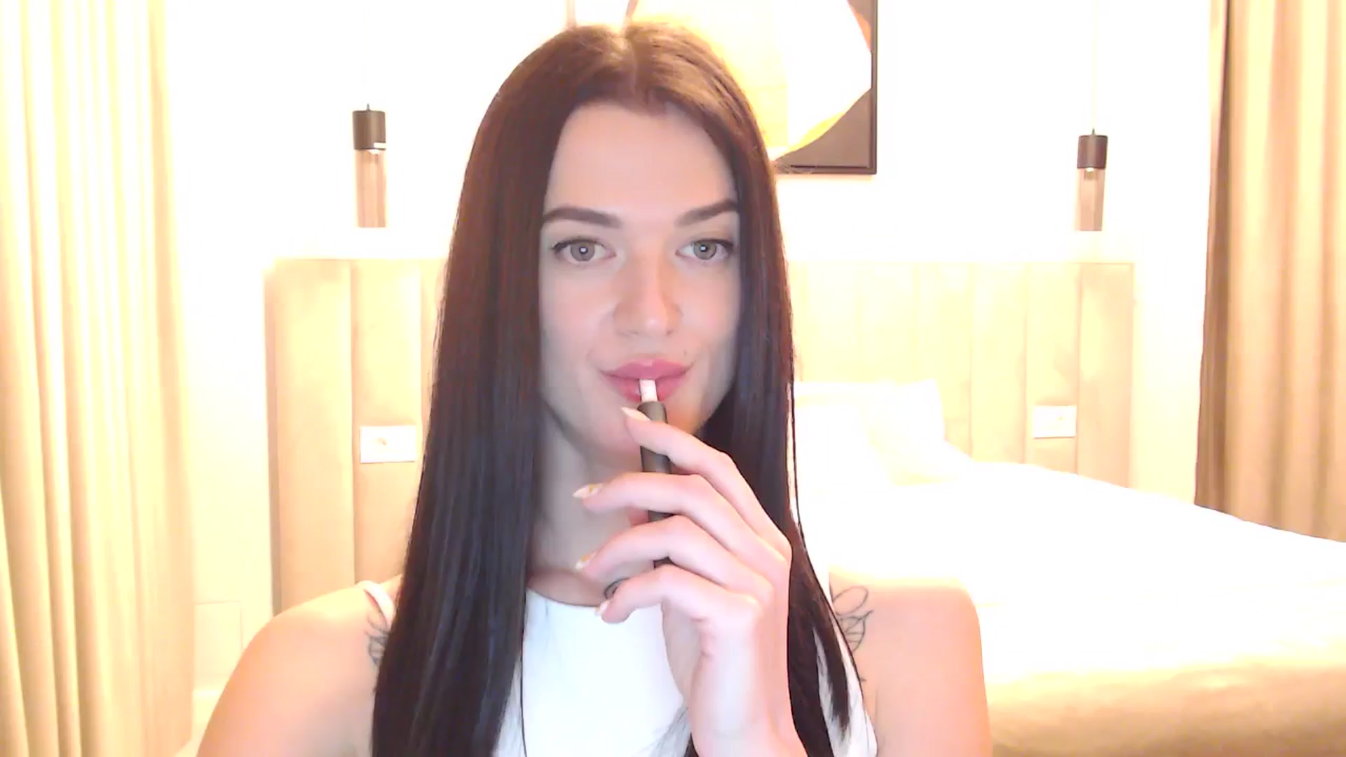 Gallery image thumbnail from Scarlet_flo's myfreecams stream on, 01/01/2025, 23:18 image 5 of 20