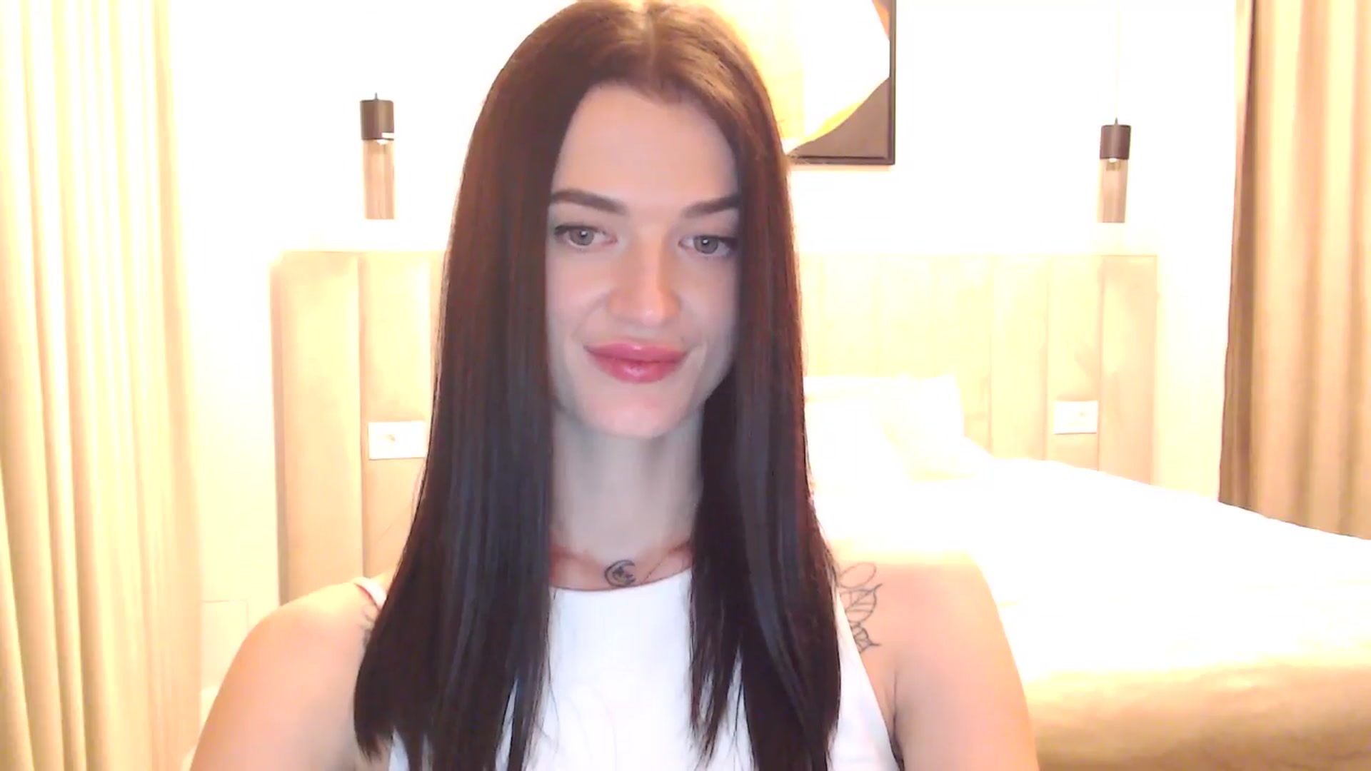 Gallery image thumbnail from Scarlet_flo's myfreecams stream on, 01/01/2025, 23:18 image 17 of 20