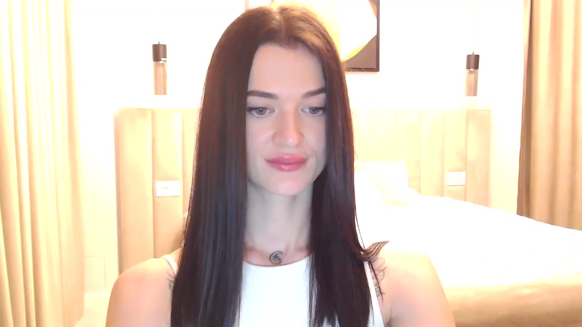 Gallery image thumbnail from Scarlet_flo's myfreecams stream on, 01/01/2025, 23:18 image 8 of 20