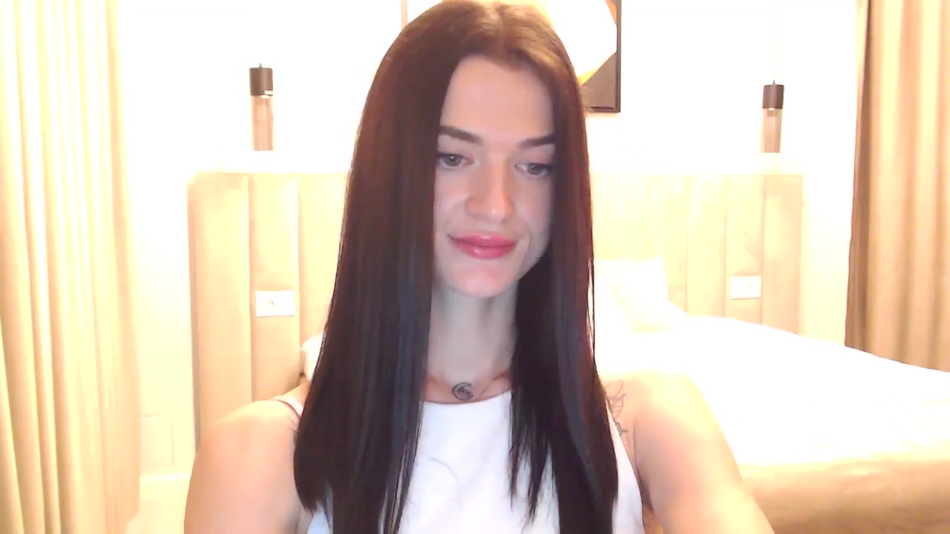 Gallery image thumbnail from Scarlet_flo's myfreecams stream on, 01/01/2025, 23:18 image 19 of 20