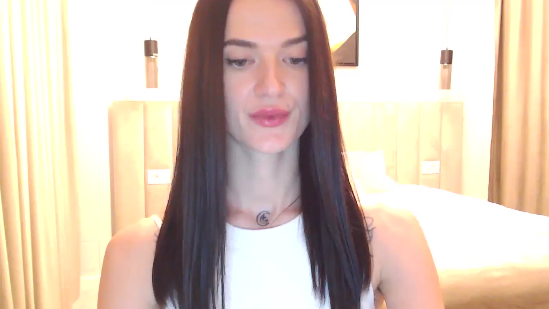 Gallery image thumbnail from Scarlet_flo's myfreecams stream on, 01/01/2025, 23:18 image 20 of 20