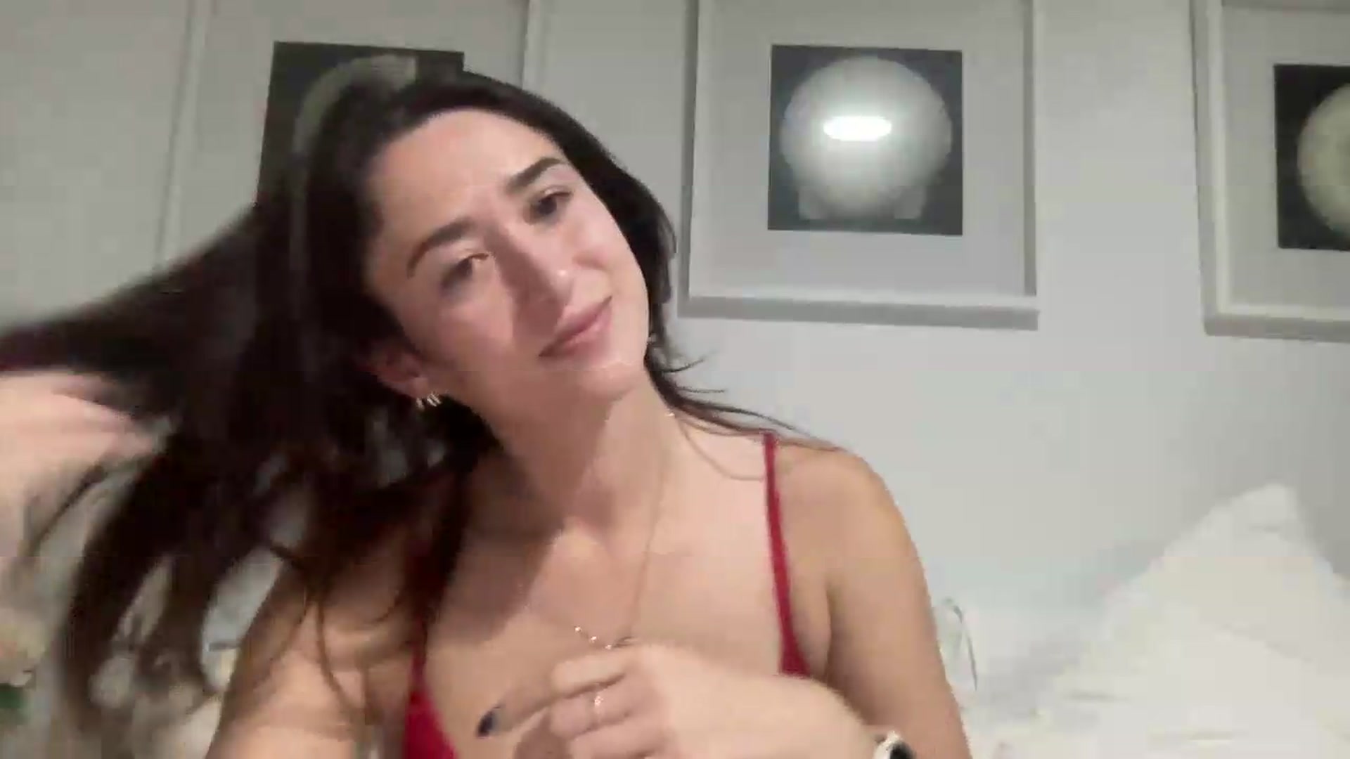 Gallery image thumbnail from ScarlettBelle1's myfreecams stream on, 05/25/2026, 11:30 image 11 of 20