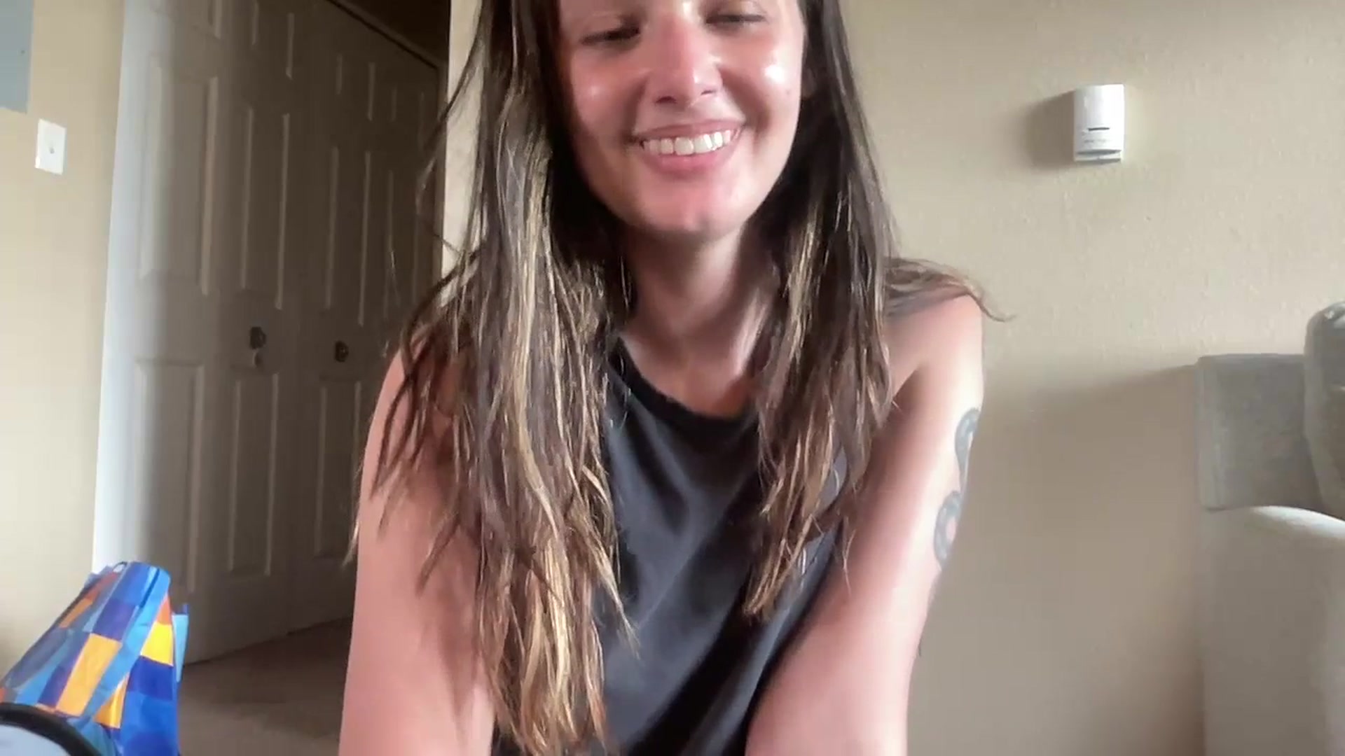 Gallery image thumbnail from ScarlettFrost's myfreecams stream on, 07/15/2023, 23:46 image 14 of 20