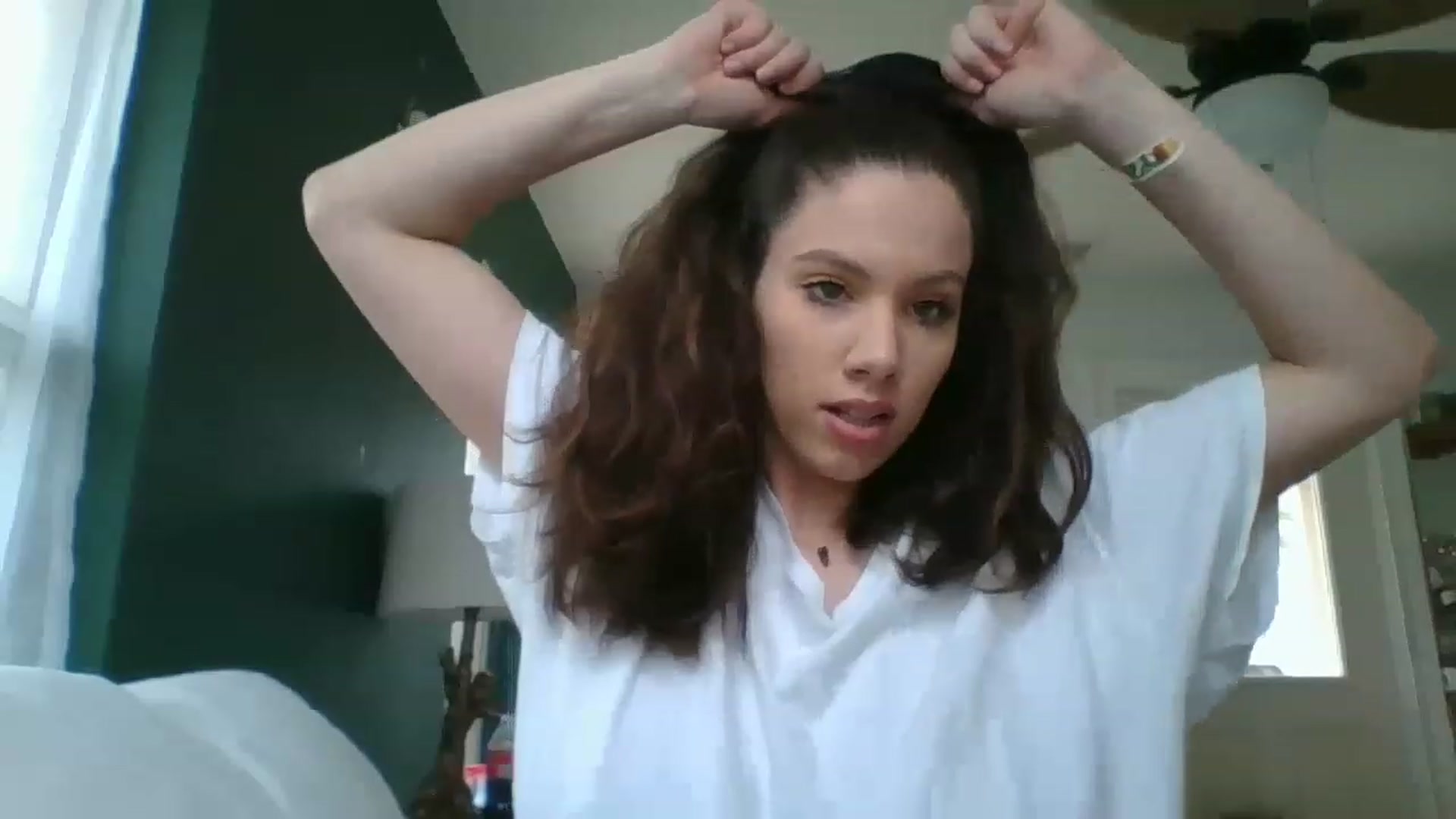 Gallery image thumbnail from ScarlettLane7's myfreecams stream on, 11/27/2022, 17:12 image 14 of 20