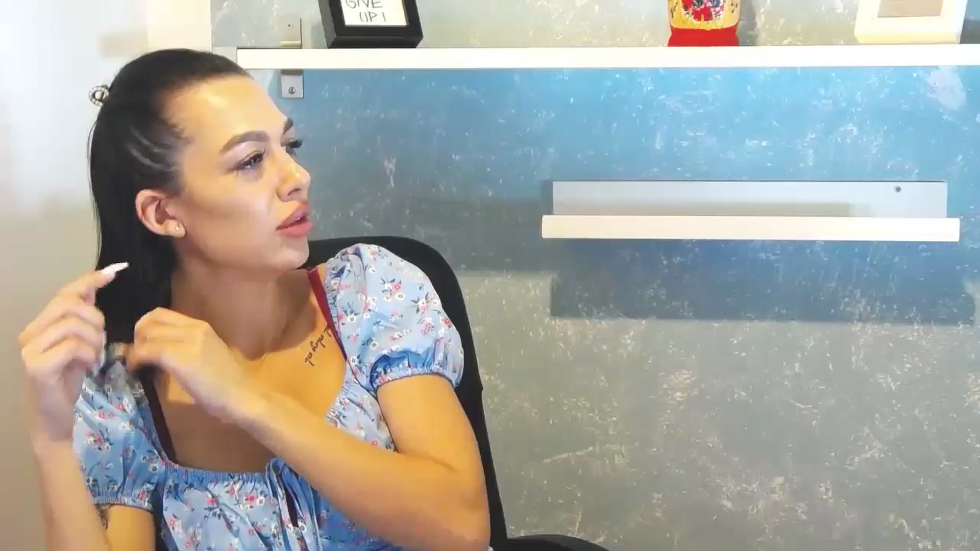 Gallery image thumbnail from ScarlettXstar's myfreecams stream on, 06/26/2024, 13:04 image 6 of 20