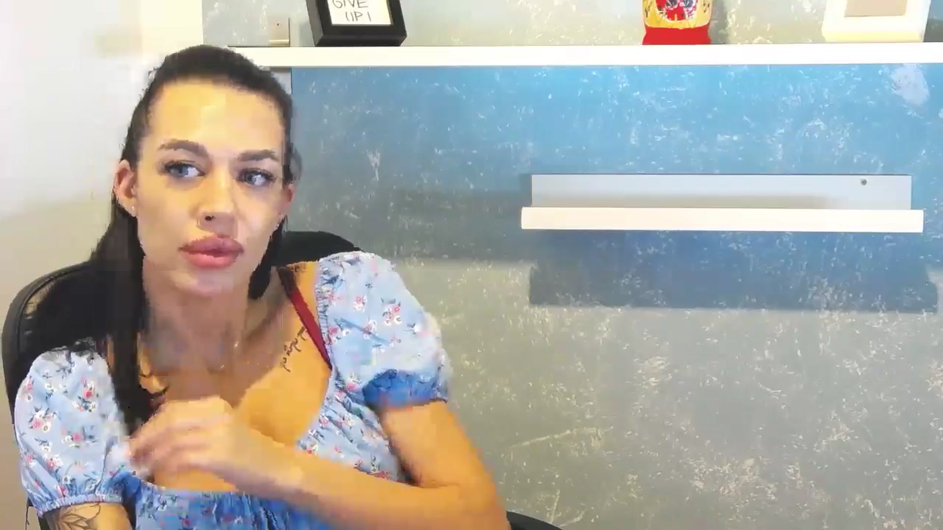 Gallery image thumbnail from ScarlettXstar's myfreecams stream on, 06/26/2024, 13:04 image 19 of 20