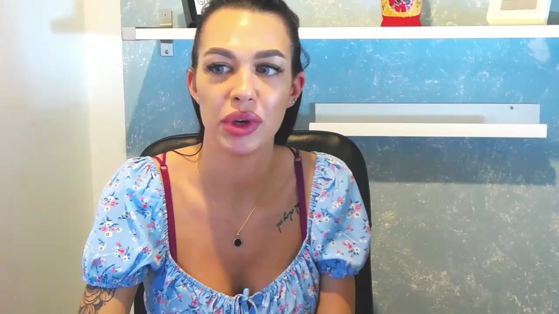 Gallery image thumbnail from ScarlettXstar's myfreecams stream on, 06/26/2024, 13:04 image 1 of 20