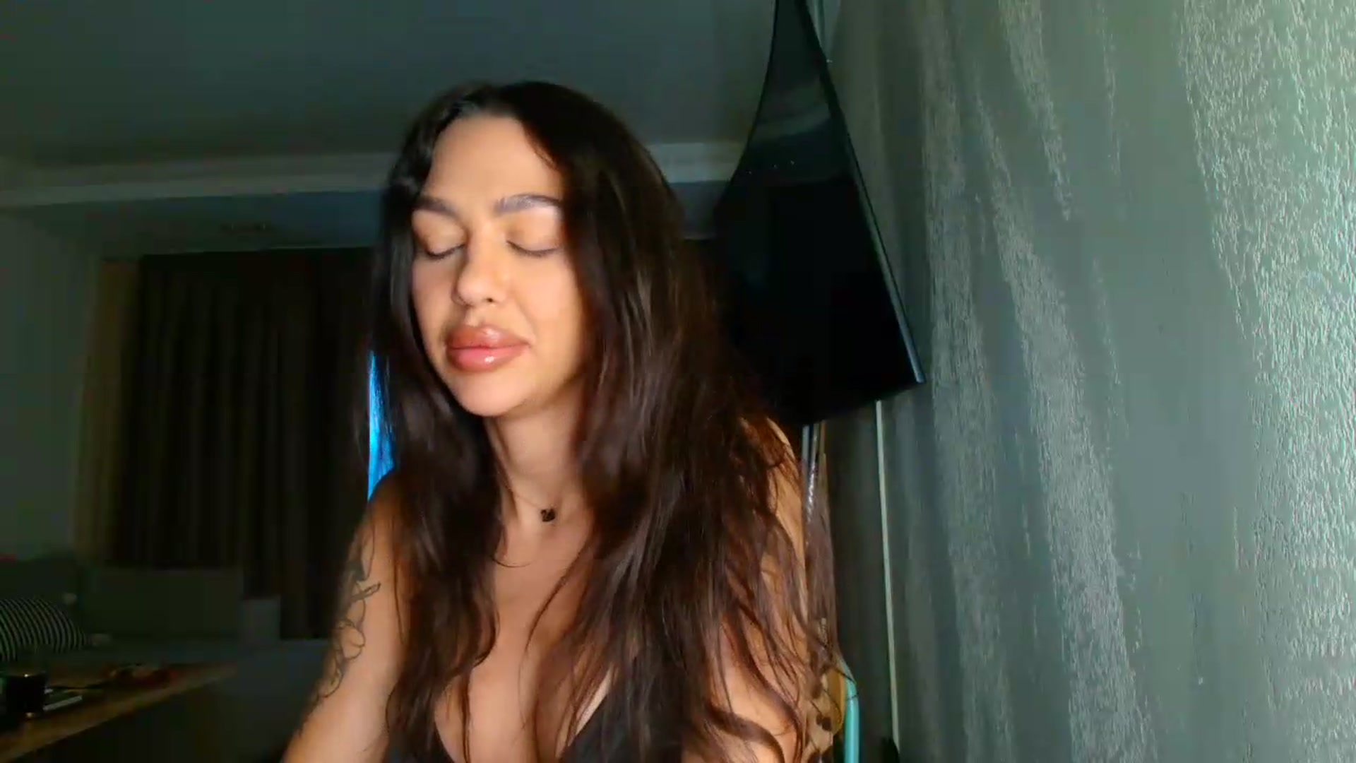 Gallery image thumbnail from ScarlettXstar's myfreecams stream on, 07/02/2026, 18:34 image 4 of 20