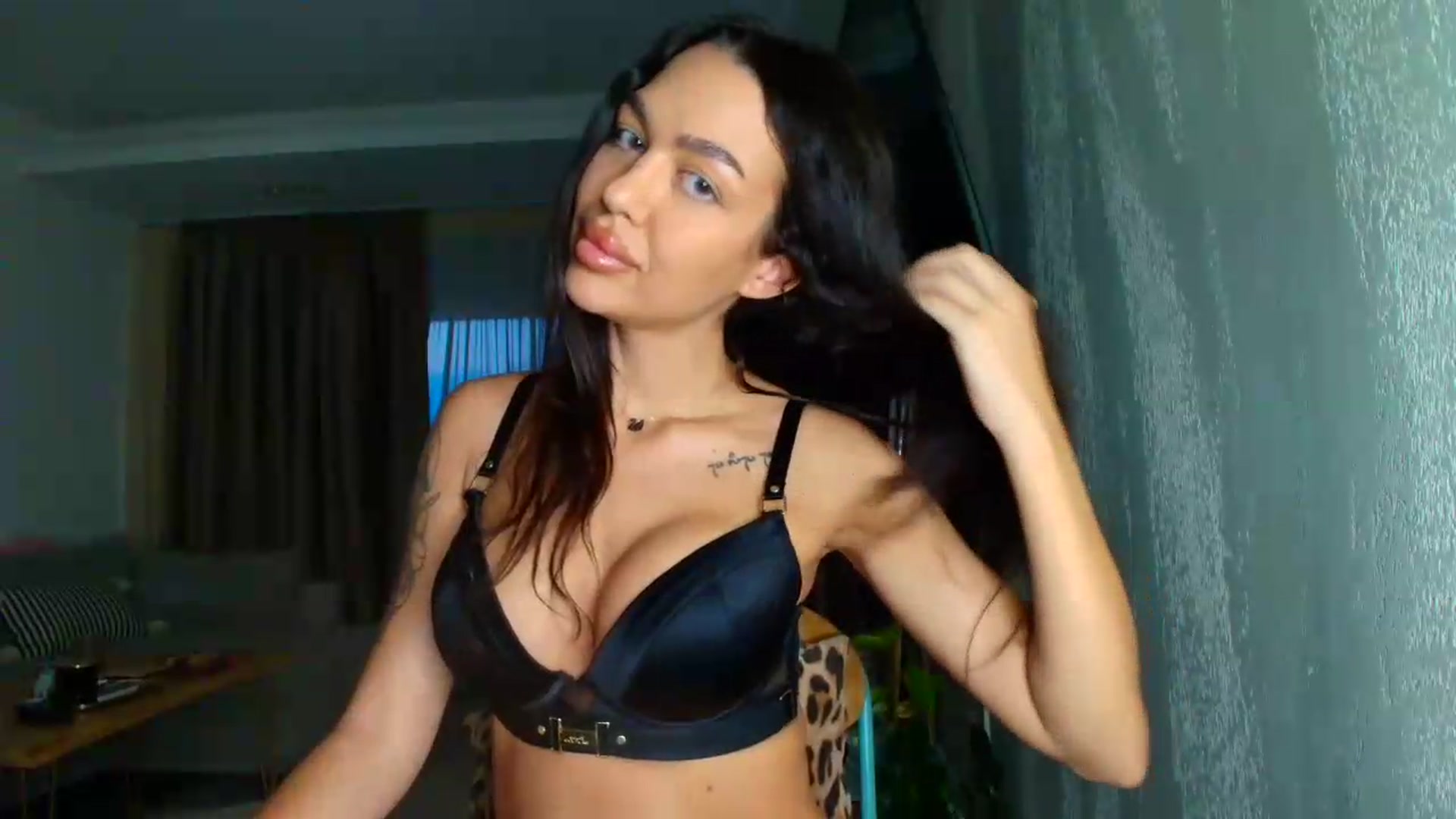 Gallery image thumbnail from ScarlettXstar's myfreecams stream on, 07/02/2026, 18:34 image 15 of 20