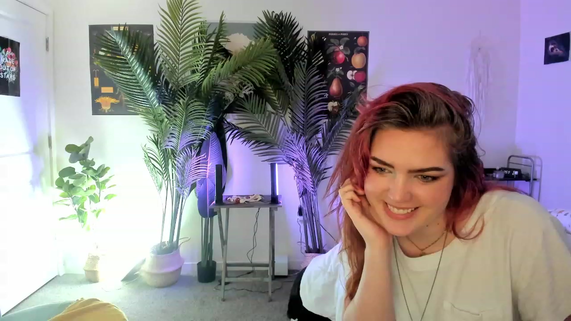 Gallery image thumbnail from Scarlett_Vera's myfreecams stream on, 04/14/2023, 03:26 image 16 of 20