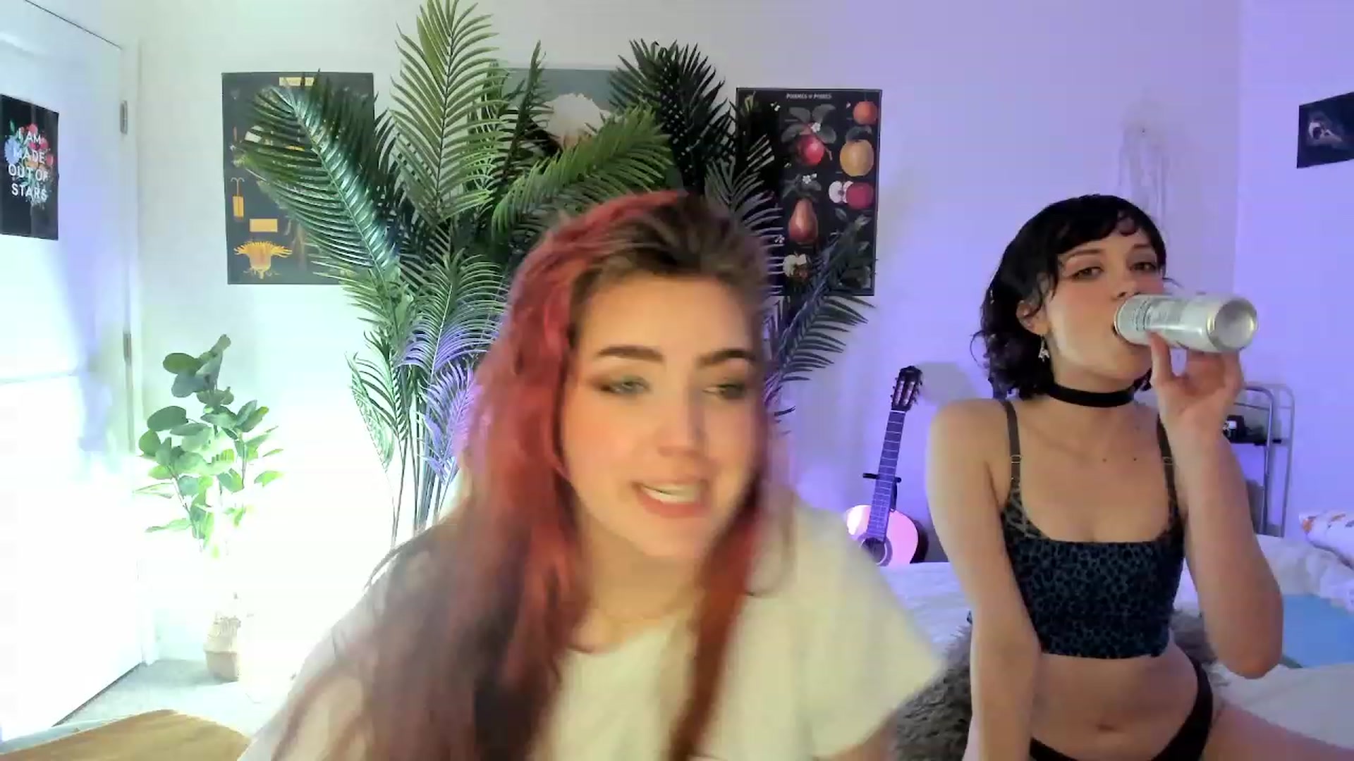 Gallery image thumbnail from Scarlett_Vera's myfreecams stream on, 04/14/2023, 04:04 image 2 of 20