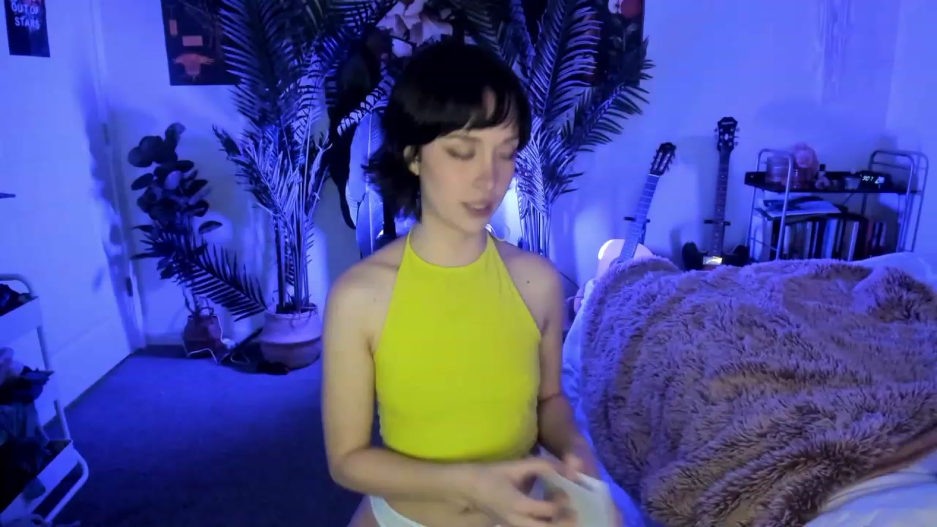 Gallery image thumbnail from Scarlett_Vera's myfreecams stream on, 04/25/2023, 04:13 image 19 of 20