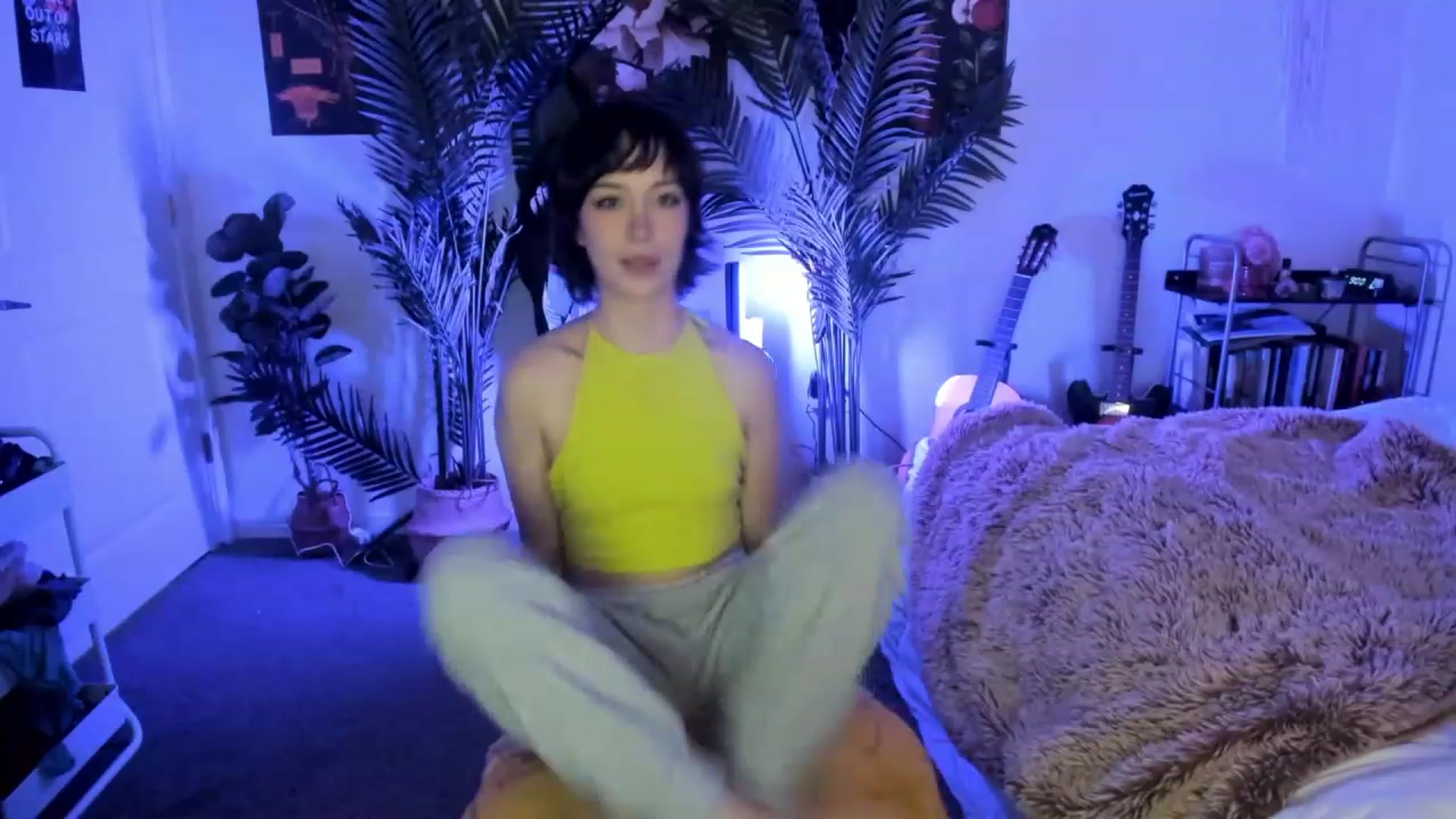 Gallery image thumbnail from Scarlett_Vera's myfreecams stream on, 04/25/2023, 04:13 image 15 of 20