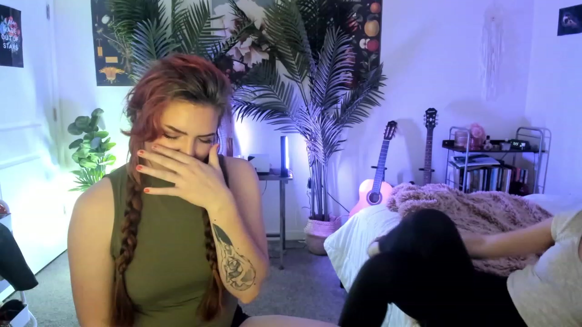 Gallery image thumbnail from Scarlett_Vera's myfreecams stream on, 04/26/2023, 04:45 image 3 of 20