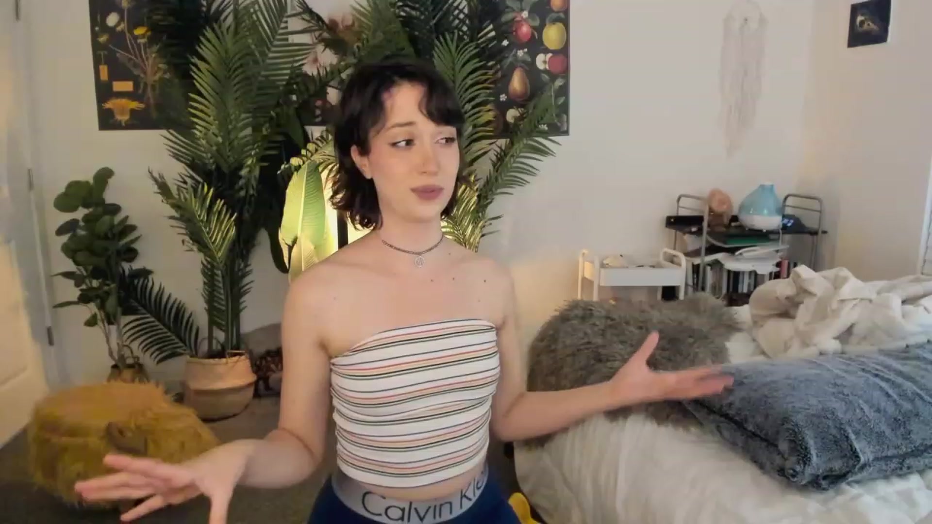 Gallery image thumbnail from Scarlett_Vera's myfreecams stream on, 06/08/2023, 03:57 image 9 of 20