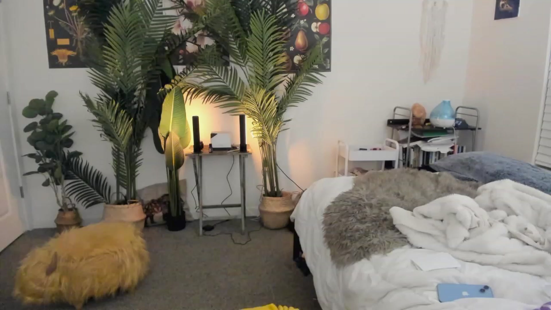 Gallery image thumbnail from Scarlett_Vera's myfreecams stream on, 06/09/2023, 04:31 image 17 of 20