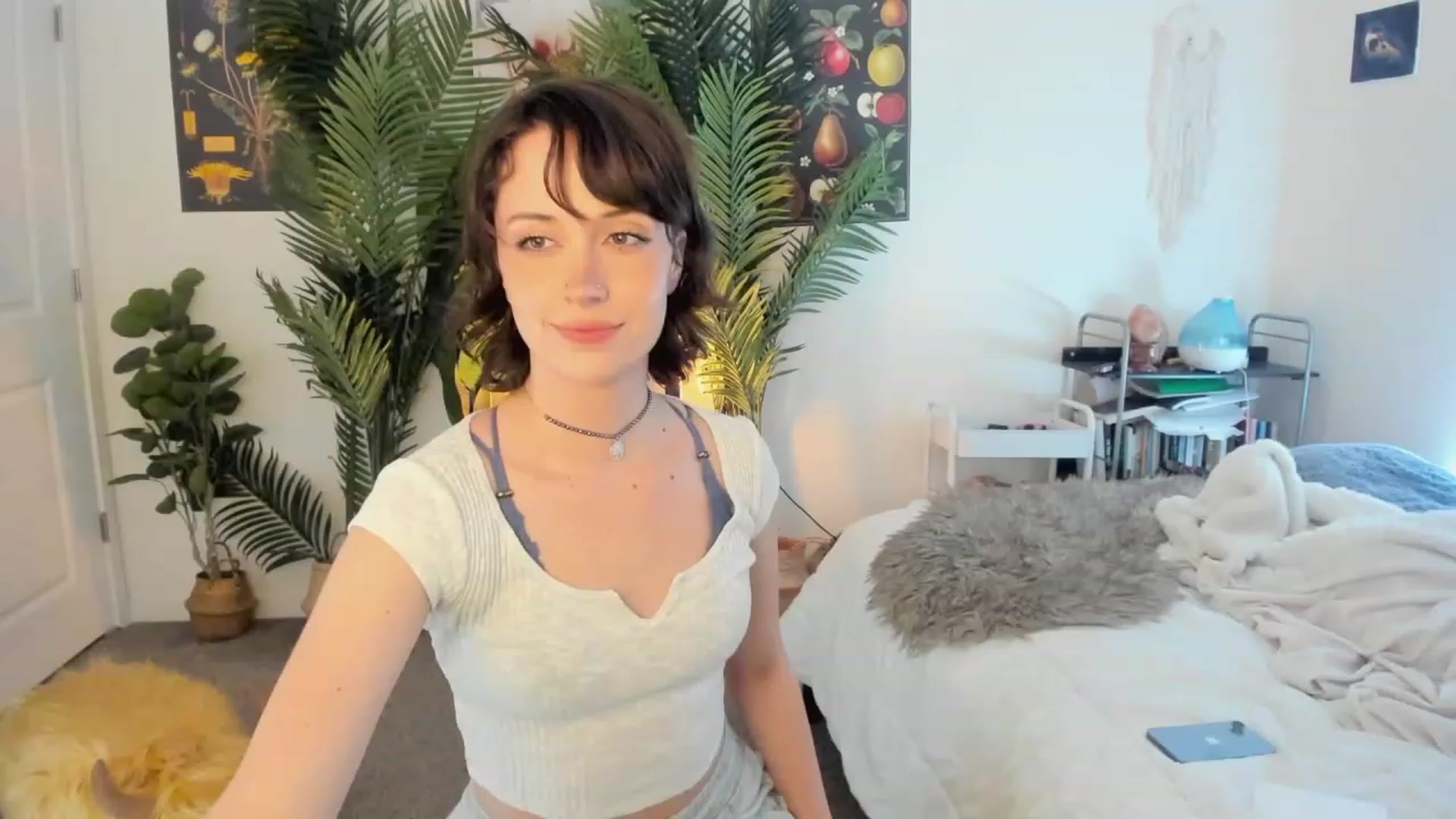 Gallery image thumbnail from Scarlett_Vera's myfreecams stream on, 06/09/2023, 21:00 image 6 of 20