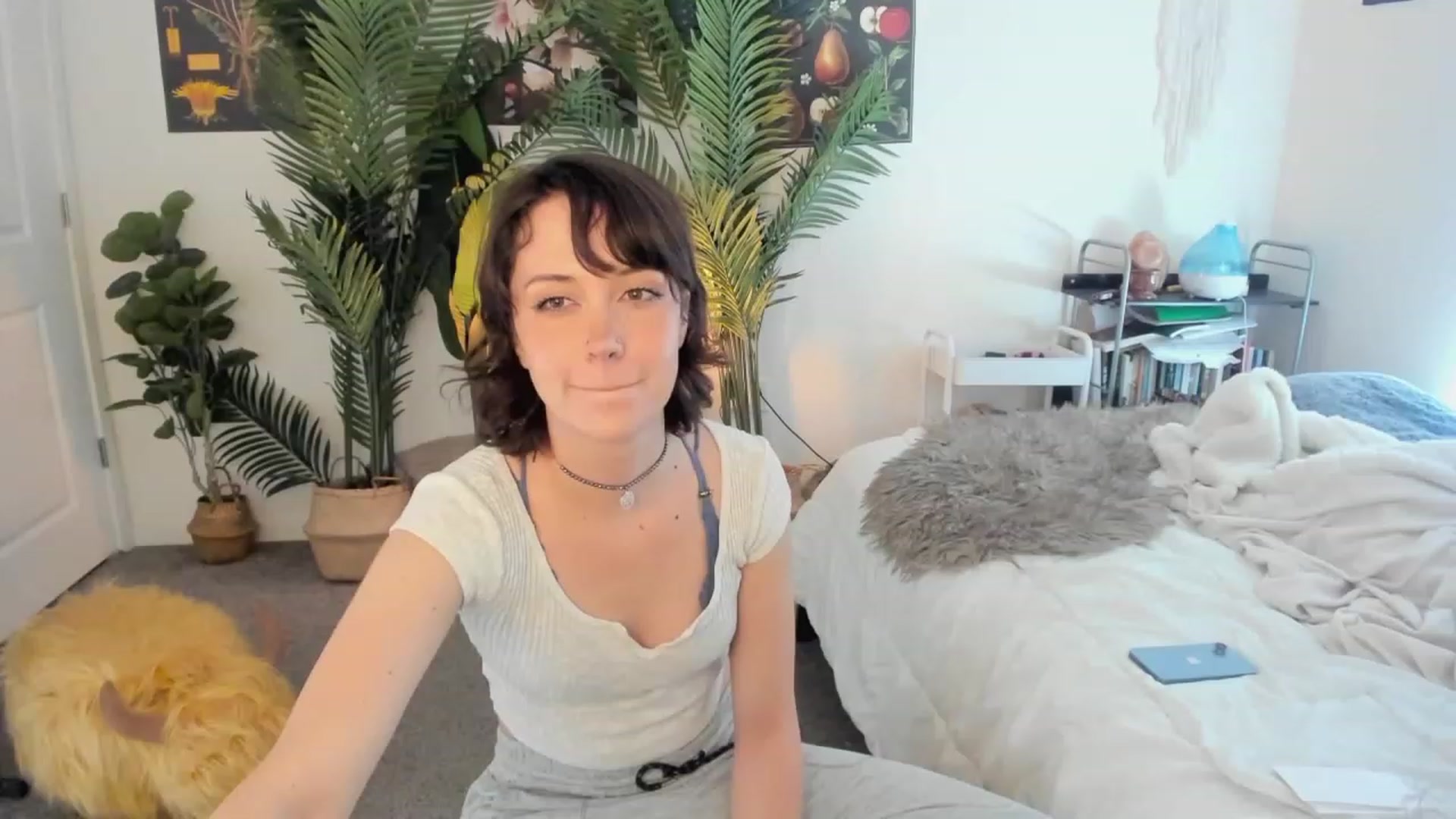 Gallery image thumbnail from Scarlett_Vera's myfreecams stream on, 06/09/2023, 21:00 image 17 of 20