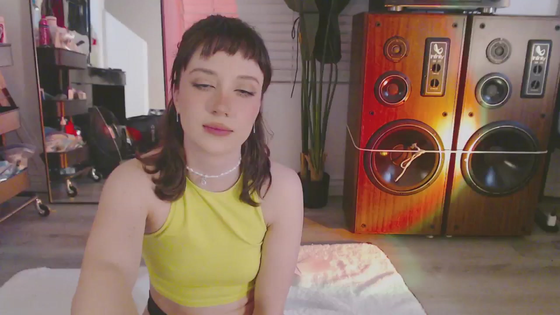 Gallery image thumbnail from Scarlett_Vera's myfreecams stream on, 02/19/2024, 03:23 image 20 of 20