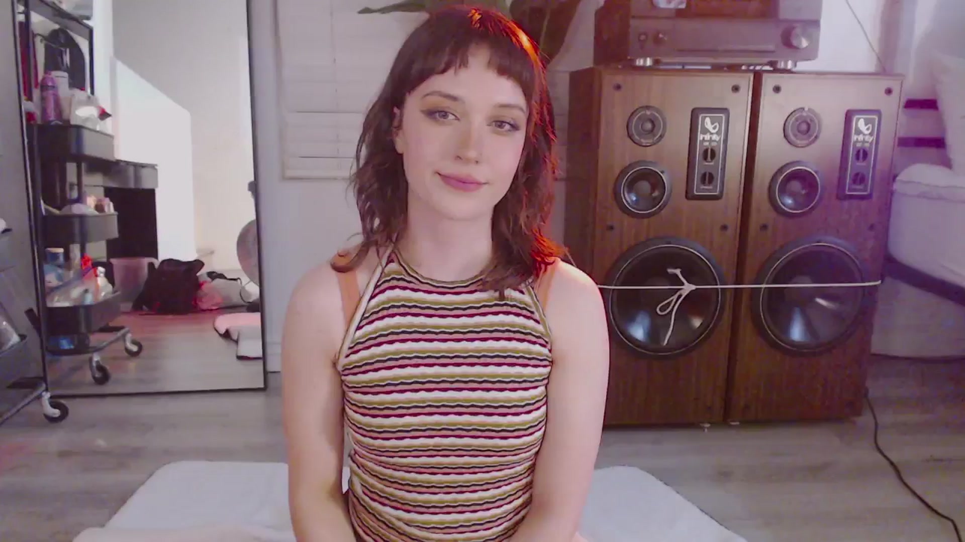 Gallery image thumbnail from Scarlett_Vera's myfreecams stream on, 02/21/2024, 03:11 image 16 of 20