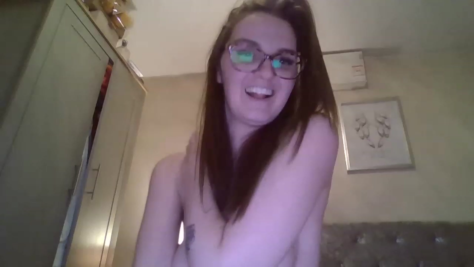 Gallery image thumbnail from Scarlettfoxuk's myfreecams stream on, 03/13/2023, 22:20 image 20 of 20