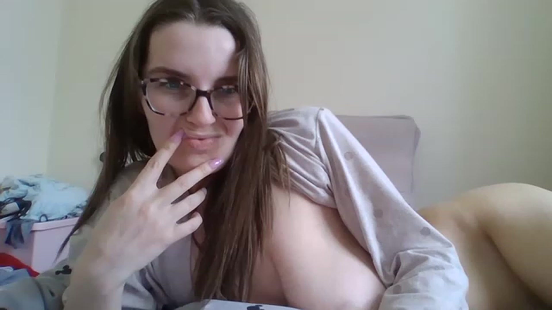 Gallery image thumbnail from Scarlettfoxuk's myfreecams stream on, 05/26/2023, 14:53 image 9 of 20