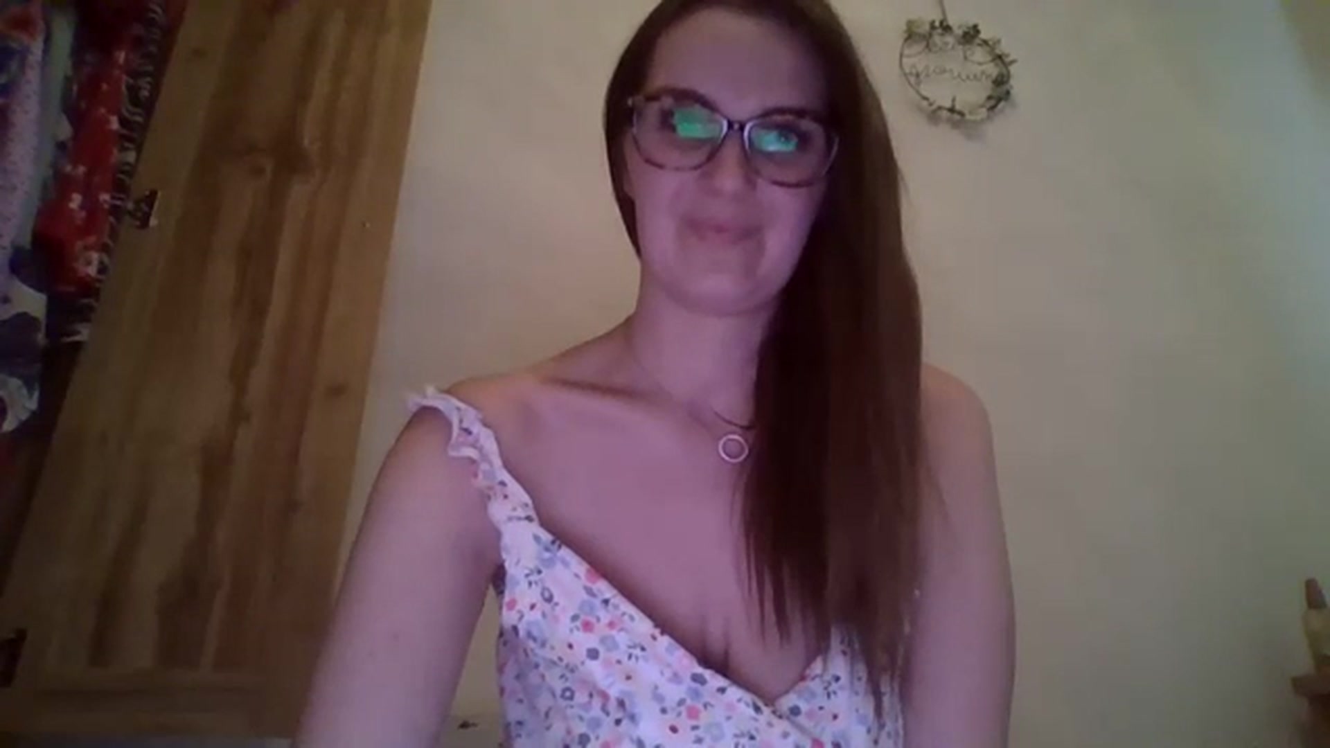 Gallery image thumbnail from Scarlettfoxuk's myfreecams stream on, 06/26/2023, 16:18 image 20 of 20