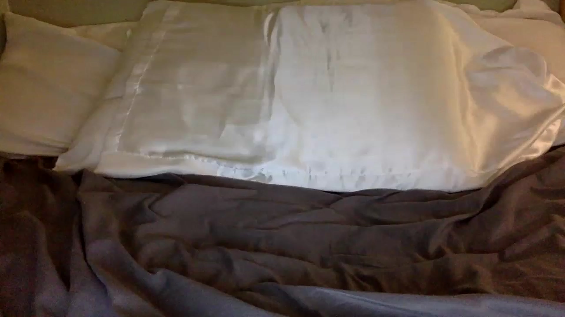 Gallery image thumbnail from Scarlettxbabe's myfreecams stream on, 12/12/2022, 04:44 image 17 of 20
