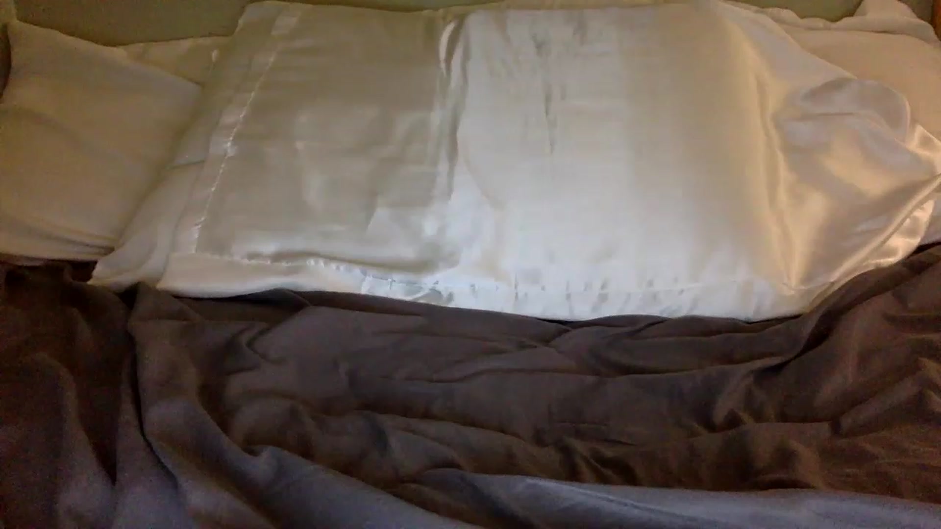Gallery image thumbnail from Scarlettxbabe's myfreecams stream on, 12/12/2022, 04:44 image 19 of 20