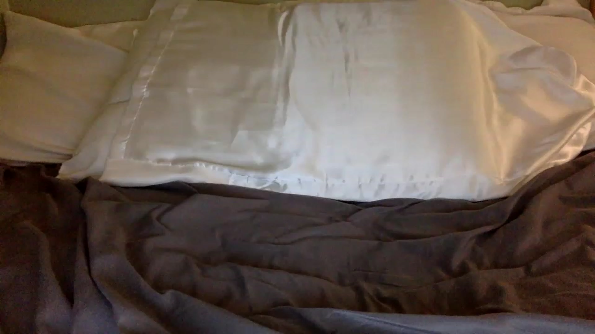 Gallery image thumbnail from Scarlettxbabe's myfreecams stream on, 12/12/2022, 04:44 image 15 of 20