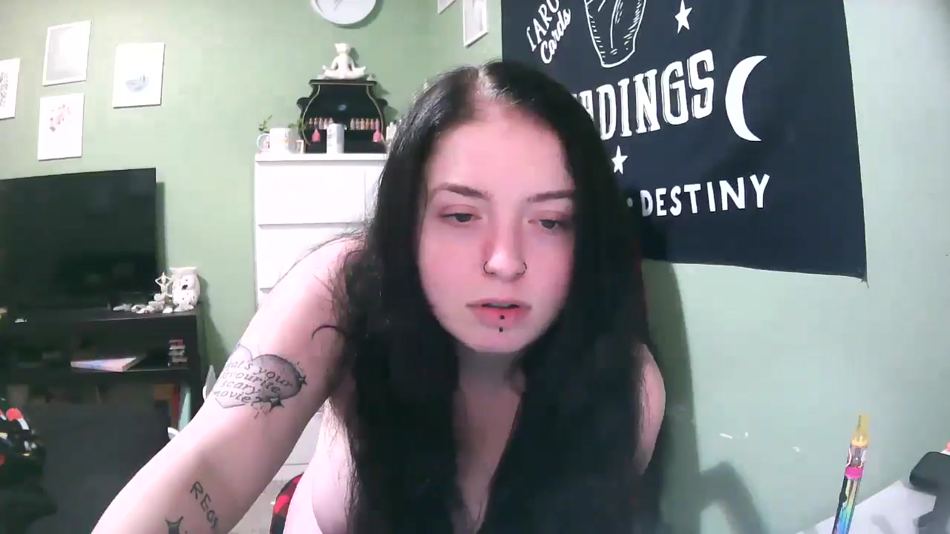 Gallery image thumbnail from ScarletxRae's myfreecams stream on, 02/13/2026, 09:07 image 19 of 20