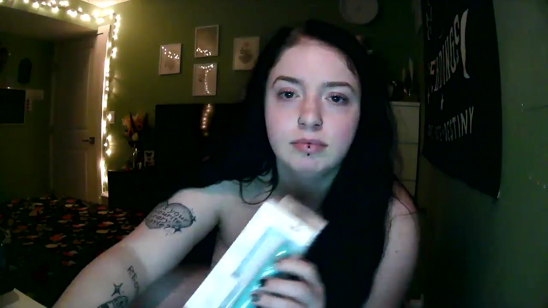 Gallery image thumbnail from ScarletxRae's myfreecams stream on, 02/18/2026, 06:03 image 18 of 20