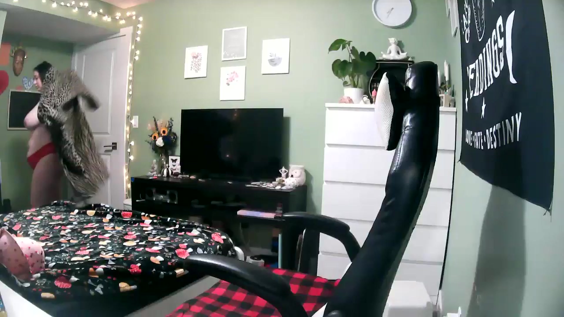 Gallery image thumbnail from ScarletxRae's myfreecams stream on, 02/20/2026, 22:54 image 1 of 20
