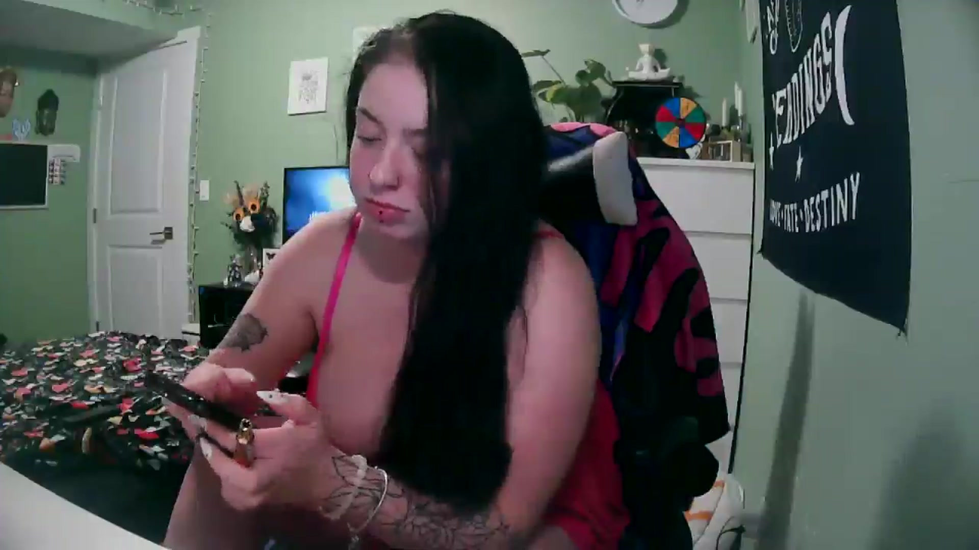 Gallery image thumbnail from ScarletxRae's myfreecams stream on, 03/02/2026, 07:57 image 4 of 20