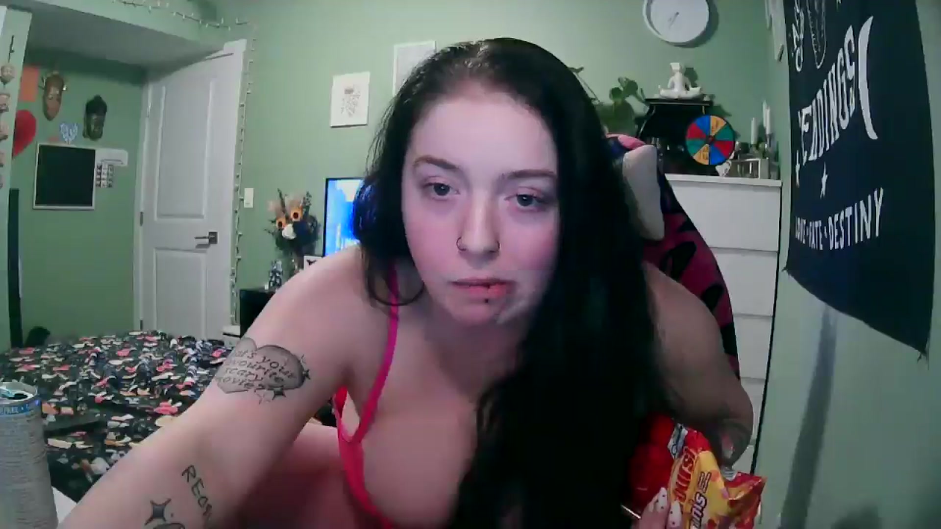 Gallery image thumbnail from ScarletxRae's myfreecams stream on, 03/02/2026, 07:57 image 10 of 20