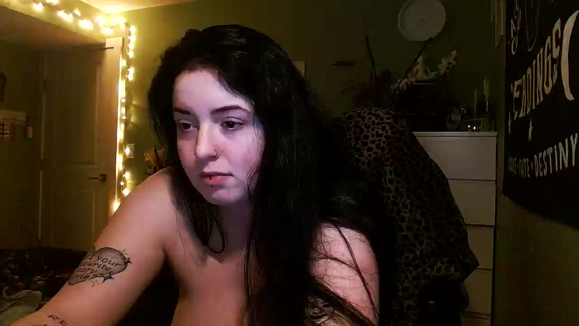 Gallery image thumbnail from ScarletxRae's myfreecams stream on, 03/07/2026, 07:32 image 13 of 20
