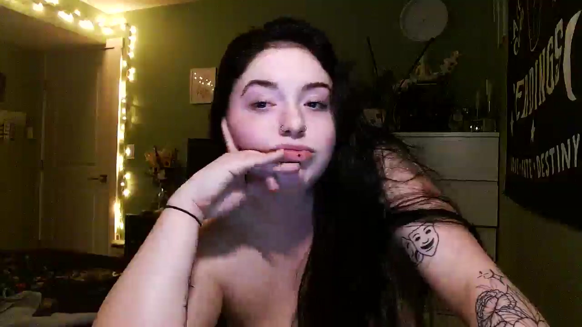 Gallery image thumbnail from ScarletxRae's myfreecams stream on, 03/07/2026, 07:32 image 5 of 20