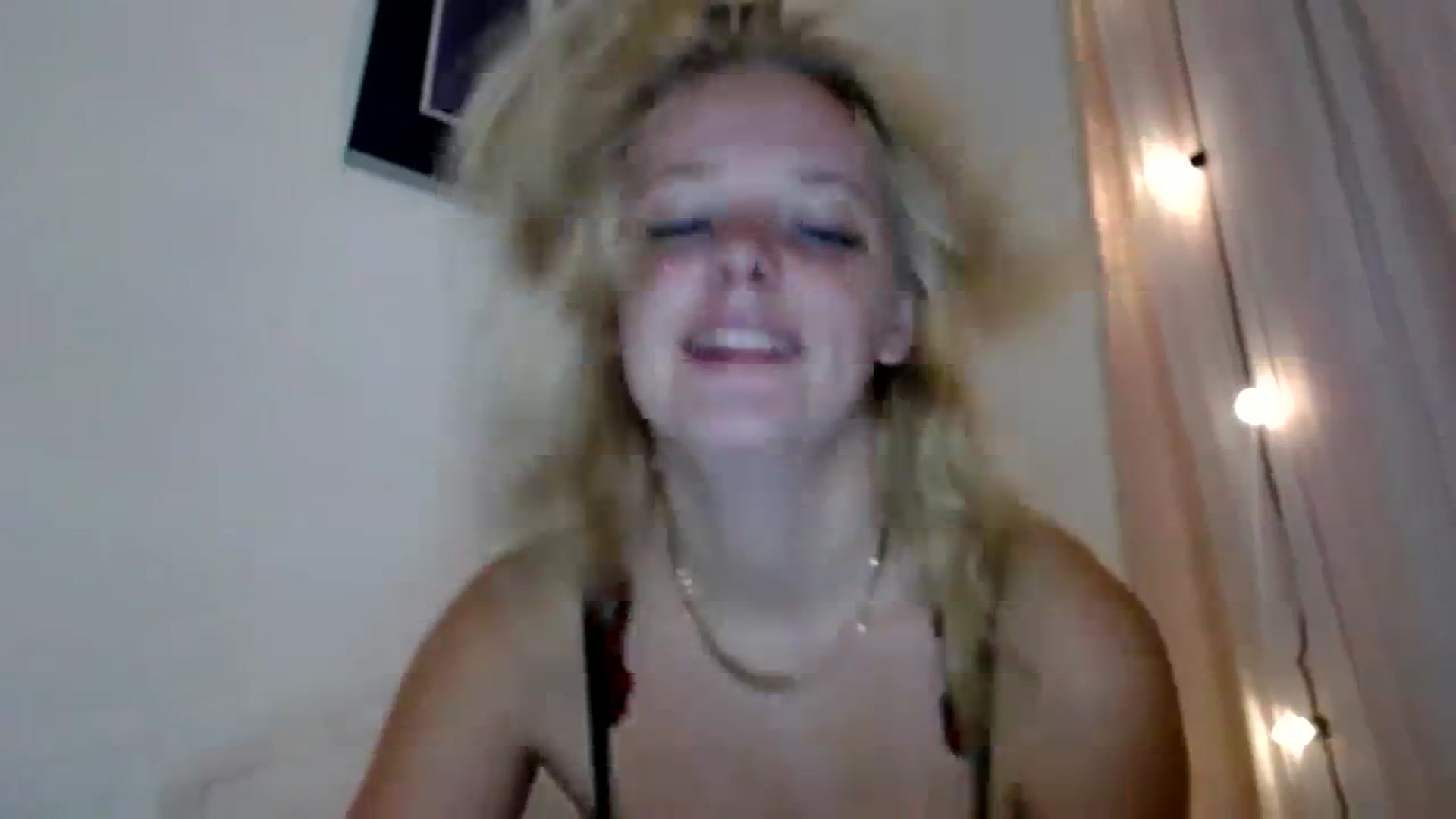Gallery image thumbnail from Scarletyoung's myfreecams stream on, 09/20/2023, 09:59 image 5 of 20