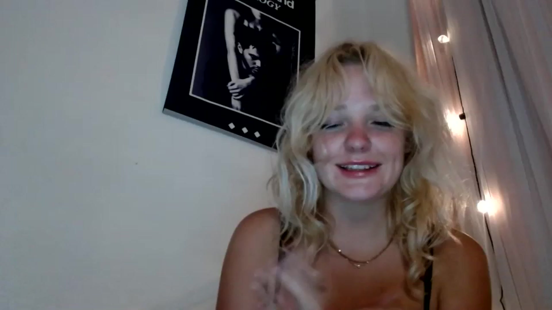 Gallery image thumbnail from Scarletyoung's myfreecams stream on, 09/20/2023, 09:59 image 8 of 20