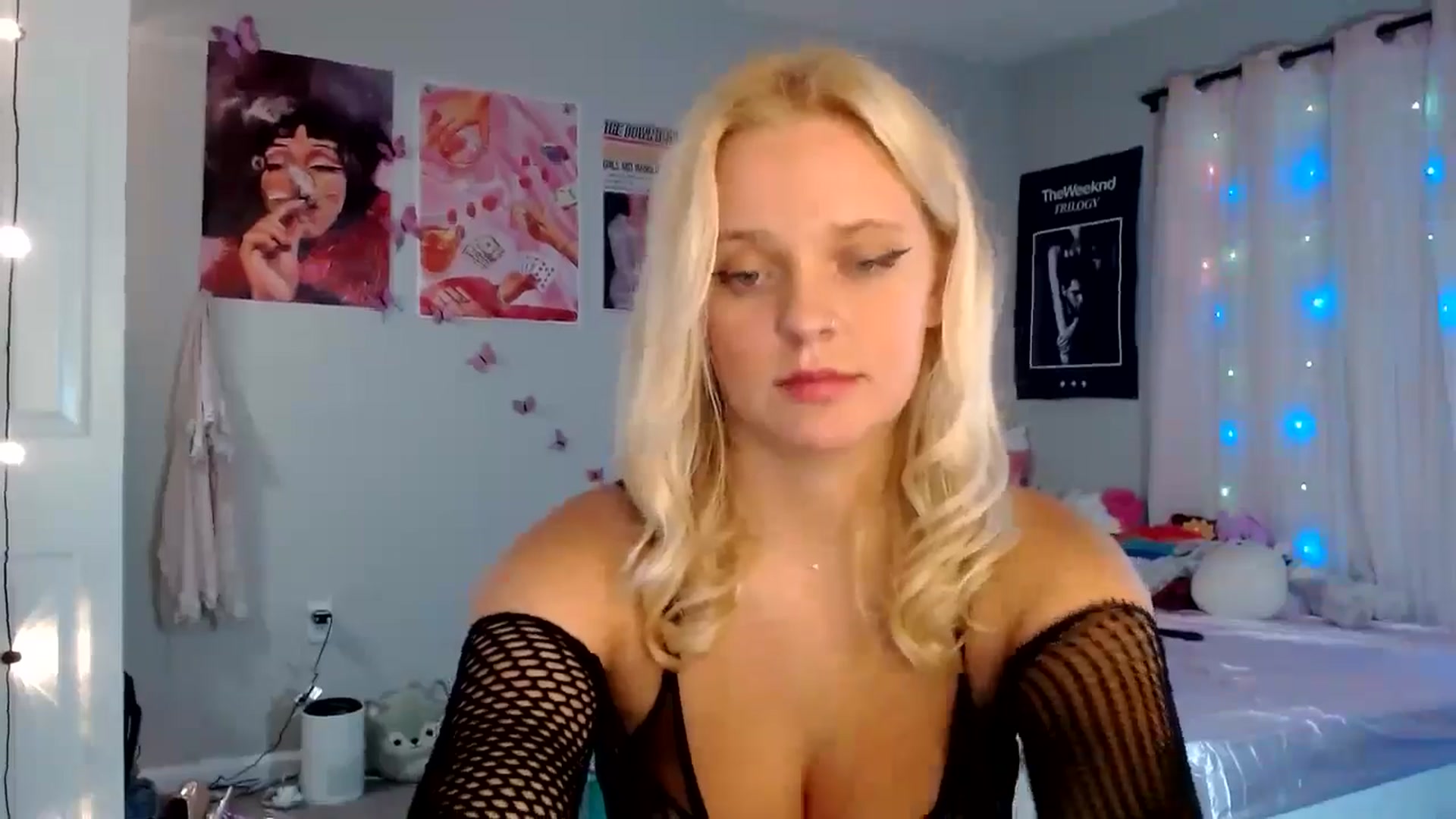 Gallery image thumbnail from Scarletyoung's myfreecams stream on, 10/29/2024, 07:44 image 3 of 20