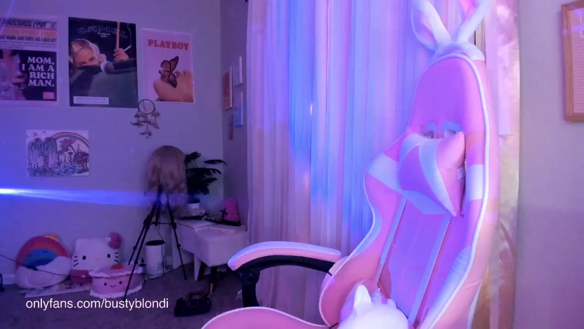 Gallery image thumbnail from Scarletyoung's myfreecams stream on, 05/09/2025, 10:40 image 17 of 20