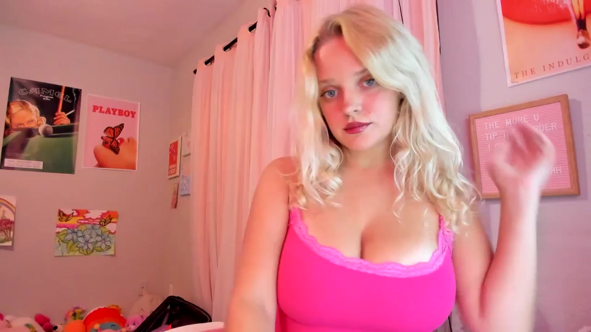Gallery image thumbnail from Scarletyoung's myfreecams stream on, 08/01/2025, 06:34 image 1 of 20