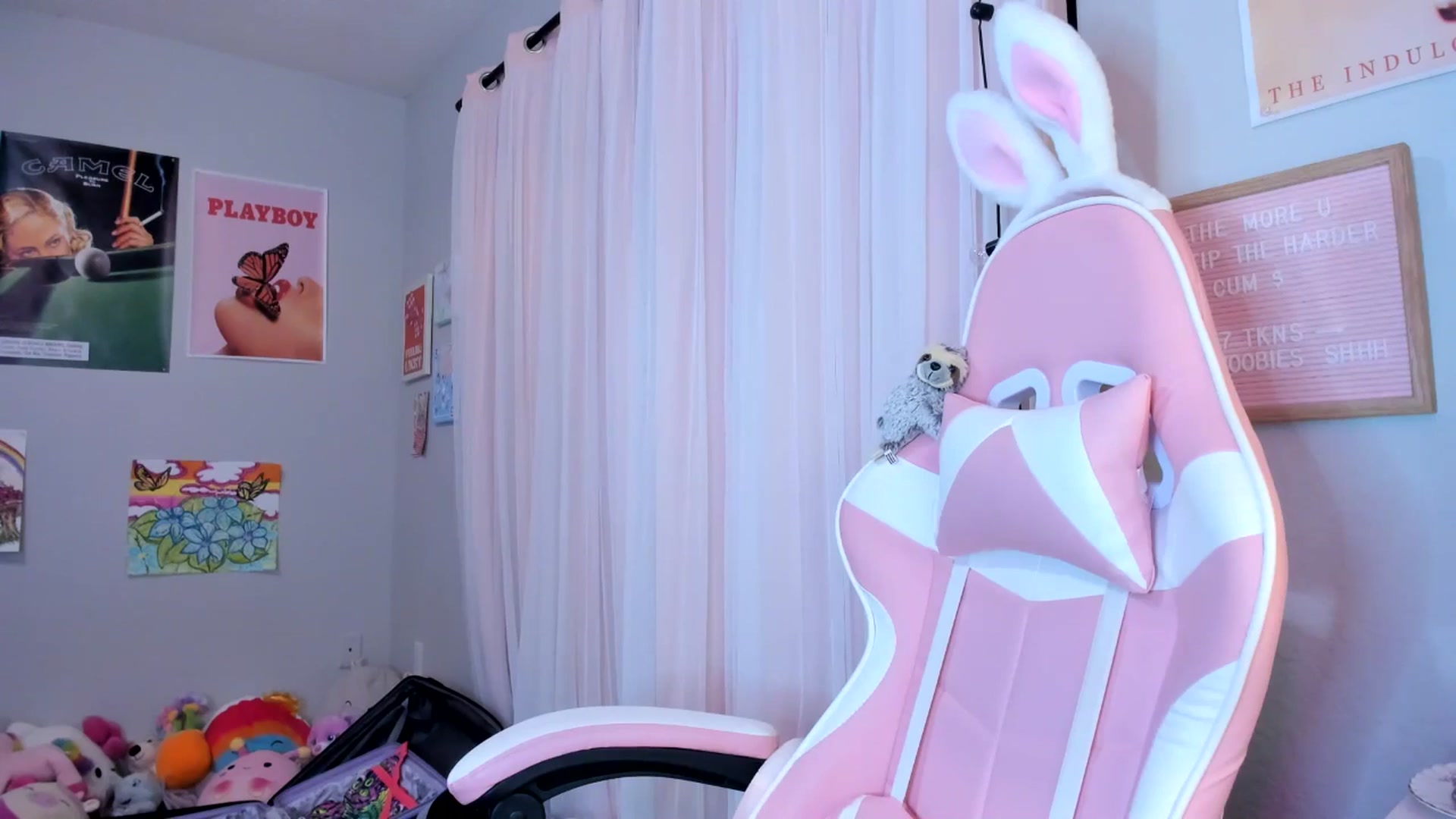 Gallery image thumbnail from Scarletyoung's myfreecams stream on, 08/02/2025, 10:33 image 9 of 20