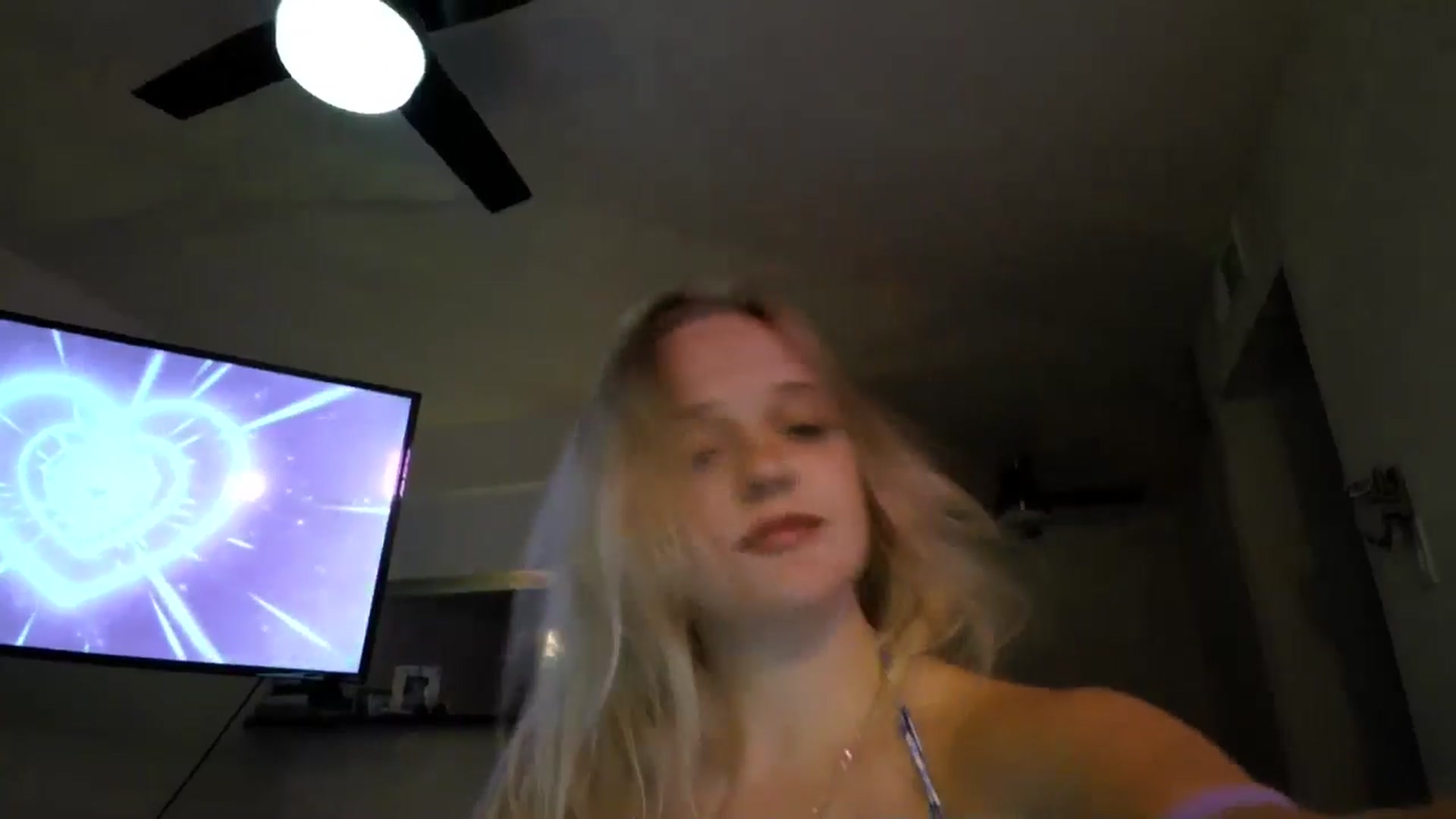 Gallery image thumbnail from Scarletyoung's myfreecams stream on, 05/01/2026, 09:10 image 13 of 20