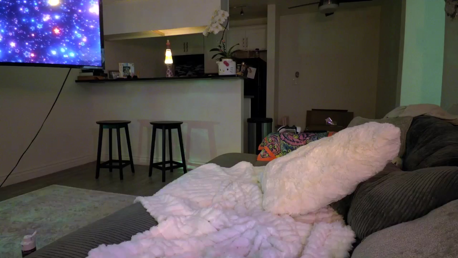 Gallery image thumbnail from Scarletyoung's myfreecams stream on, 05/01/2026, 09:45 image 11 of 20