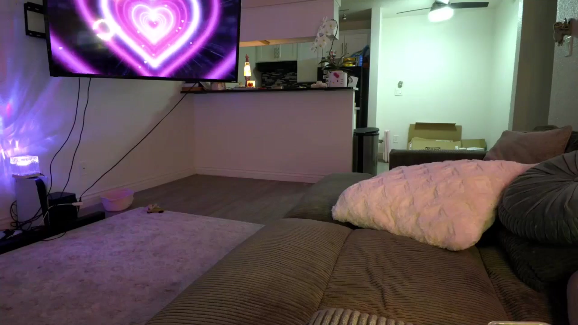 Gallery image thumbnail from Scarletyoung's myfreecams stream on, 05/04/2026, 07:42 image 18 of 20