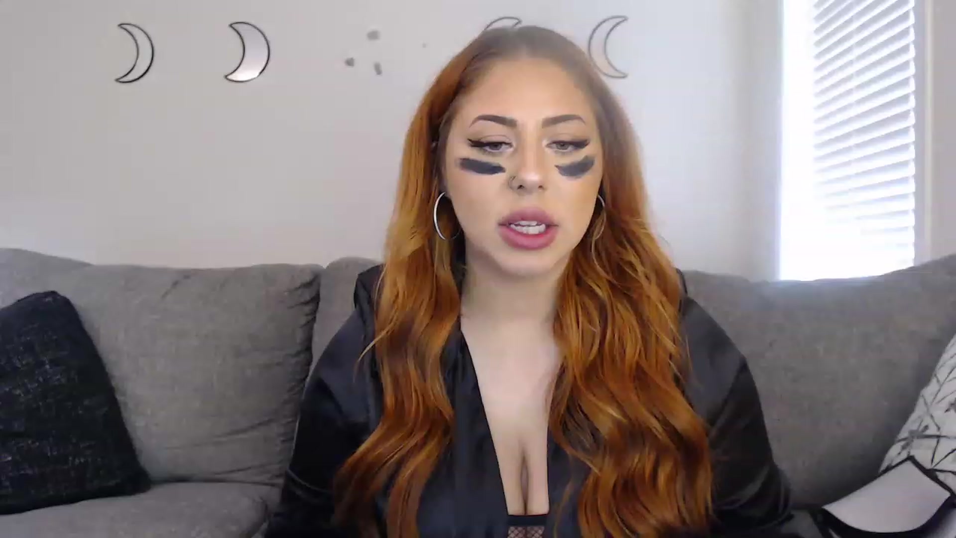 Gallery image thumbnail from Scarthornee's myfreecams stream on, 03/01/2023, 20:39 image 11 of 20