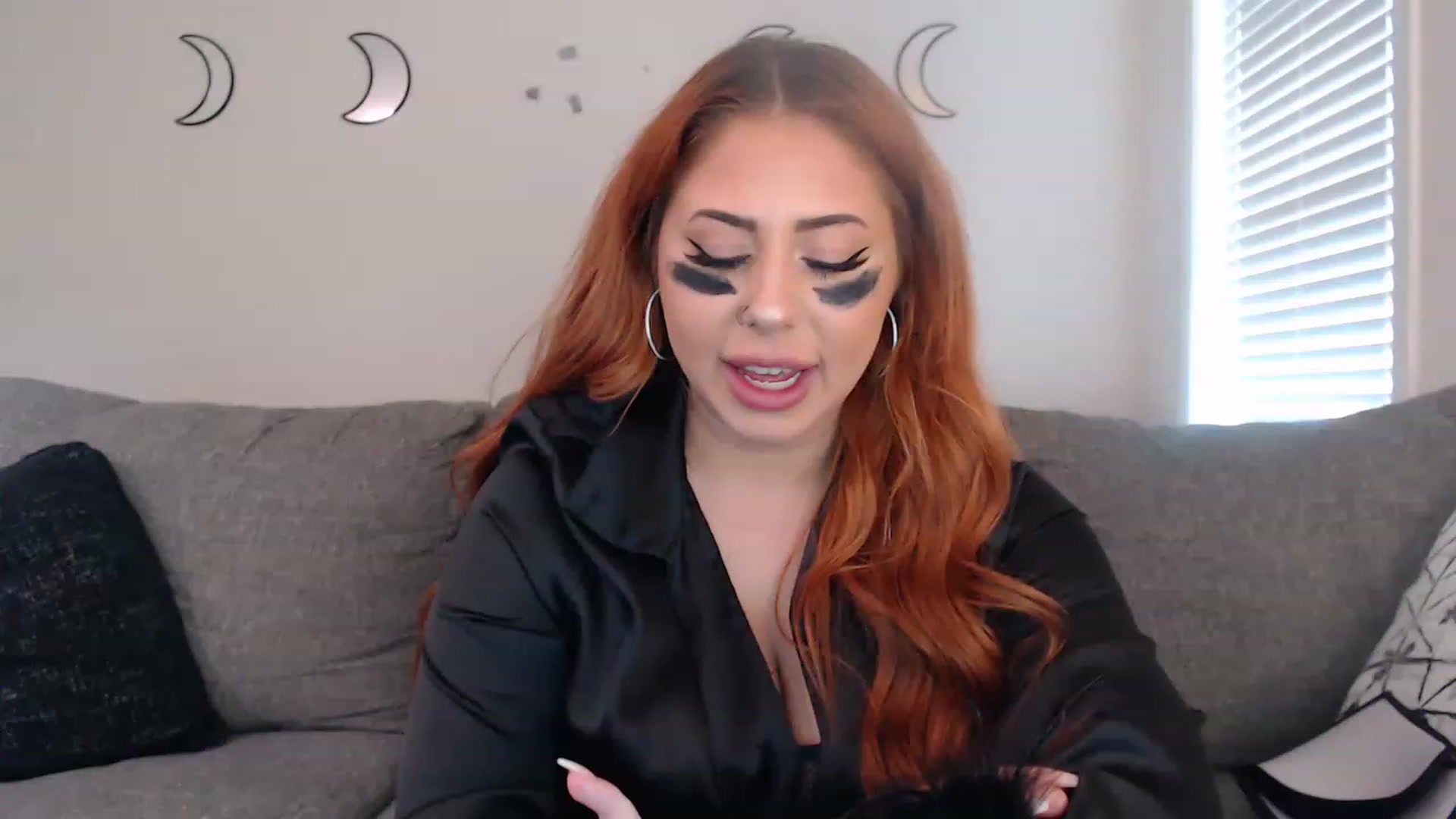 Gallery image thumbnail from Scarthornee's myfreecams stream on, 03/01/2023, 20:39 image 19 of 20