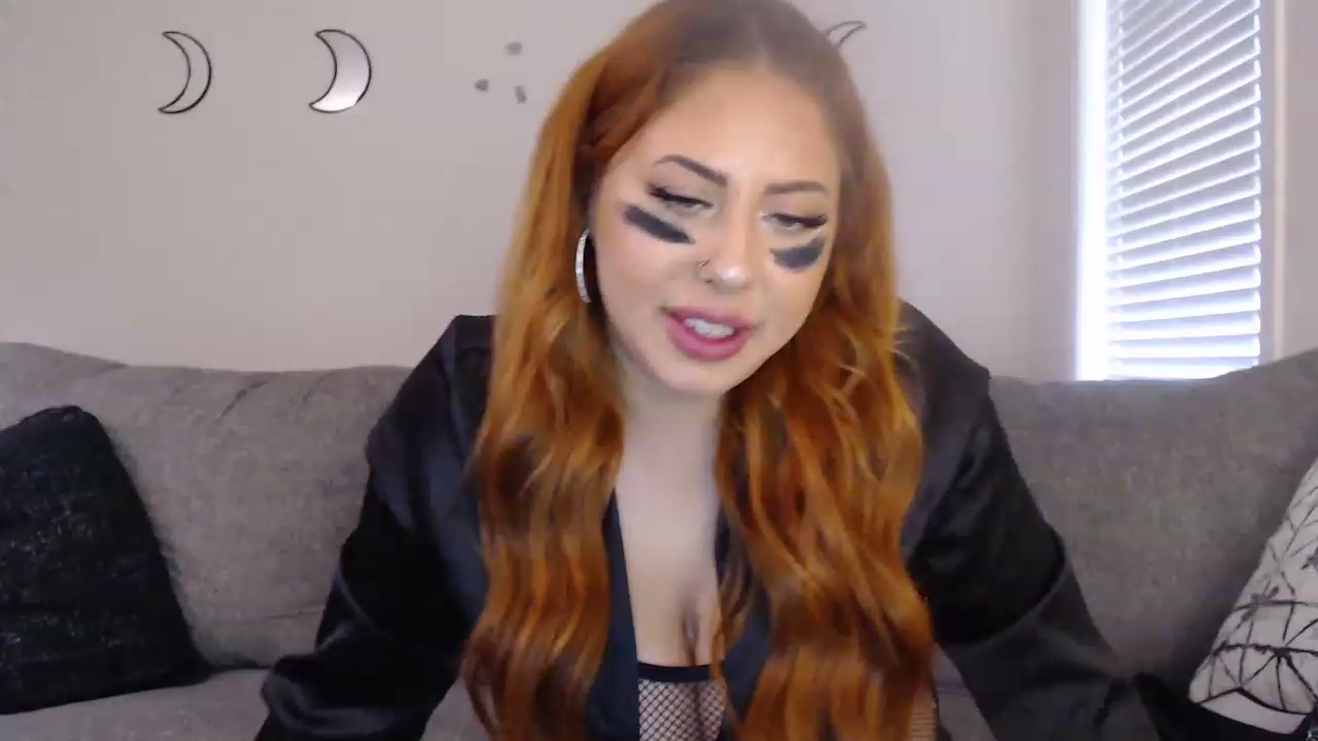 Gallery image thumbnail from Scarthornee's myfreecams stream on, 03/01/2023, 20:39 image 4 of 20